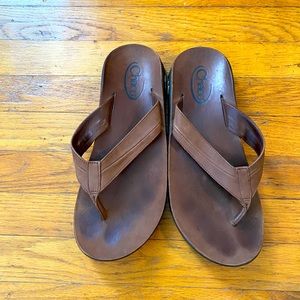 Chaco leather flip flops 10.5